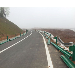 安徽波形護(hù)欄 守護(hù)高速安全的堅(jiān)固防線