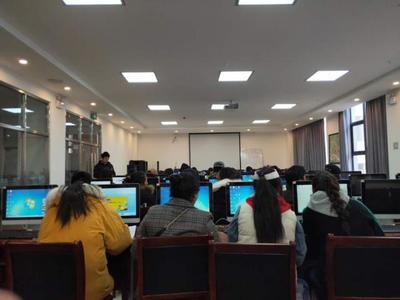 四川鄉(xiāng)城 電子商務(wù)與計(jì)算機(jī)技術(shù)培訓(xùn)助力農(nóng)特產(chǎn)品發(fā)展